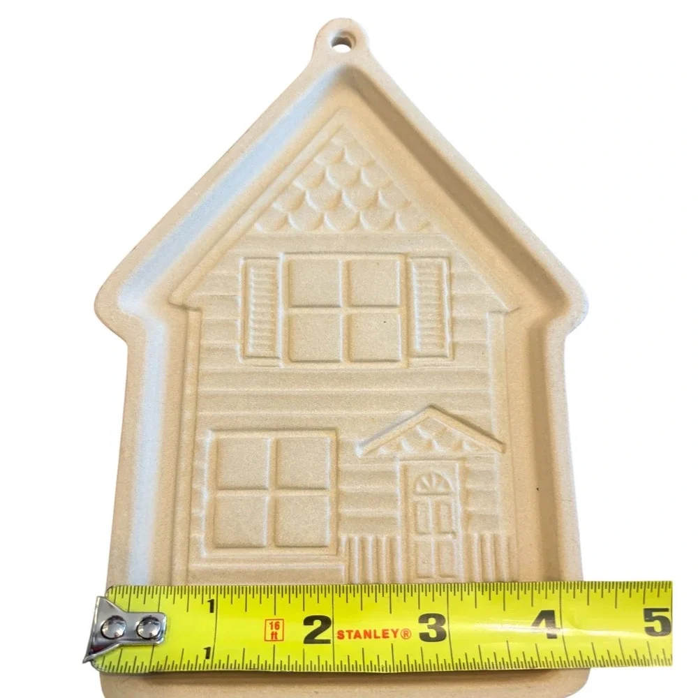 Pampered Chef Heritage Home 20th Anniversary 2000 House Cookie Mold Stoneware